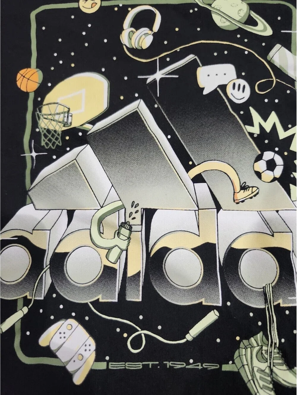 adidas Out Of This World Glow-In-The-Dark Logo Graphic T-Shirt XL